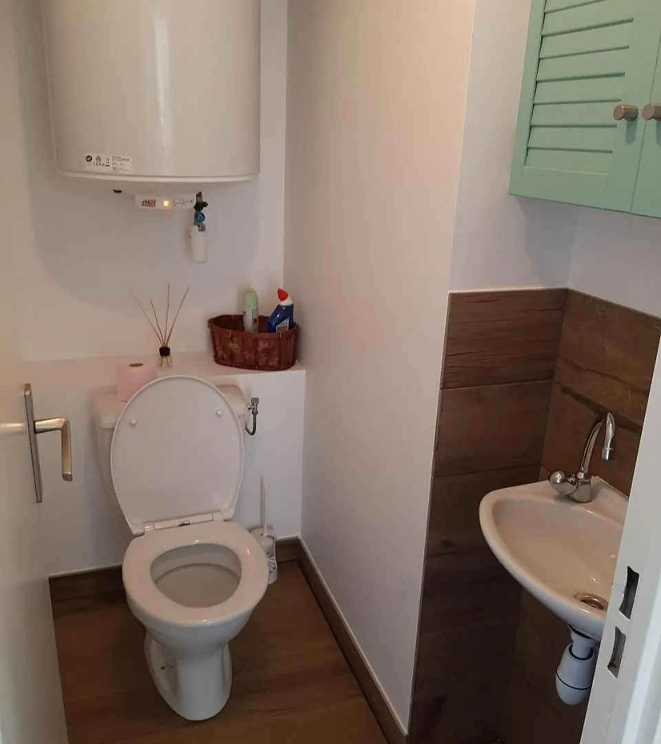 Apartment T3, 2Ch, Classe 3,Parking Gratuit Sur Place A 600M De La Plage, Des Commerces ,Du Port Proche St Tropez Cavalaire-sur-Mer
