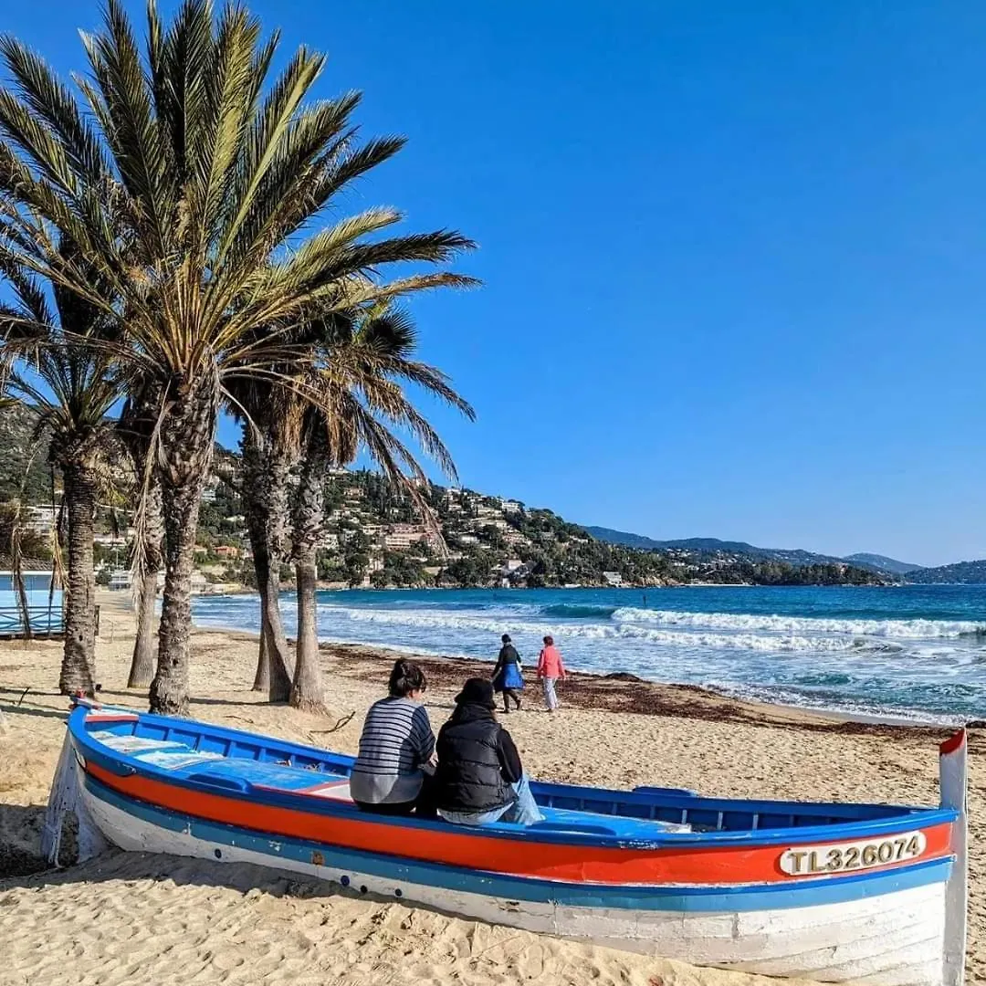 T3, 2Ch, Classe 3,Parking Gratuit Sur Place A 600M De La Plage, Des Commerces ,Du Port Proche St Tropez Cavalaire-sur-Mer 0*,  France
