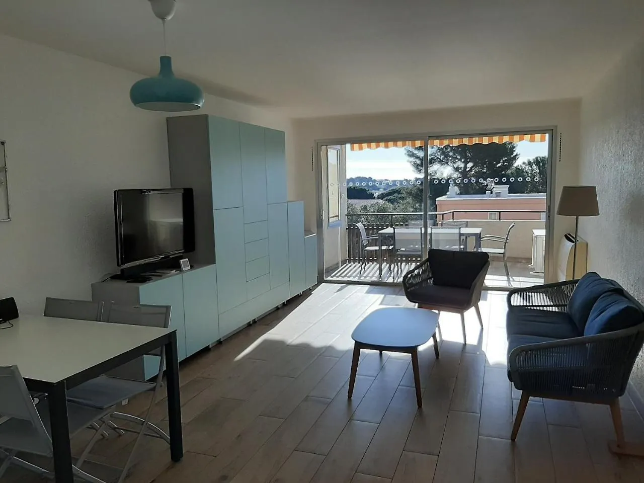 T3, 2Ch, Classe 3,Parking Gratuit Sur Place A 600M De La Plage, Des Commerces ,Du Port Proche St Tropez Cavalaire-sur-Mer France
