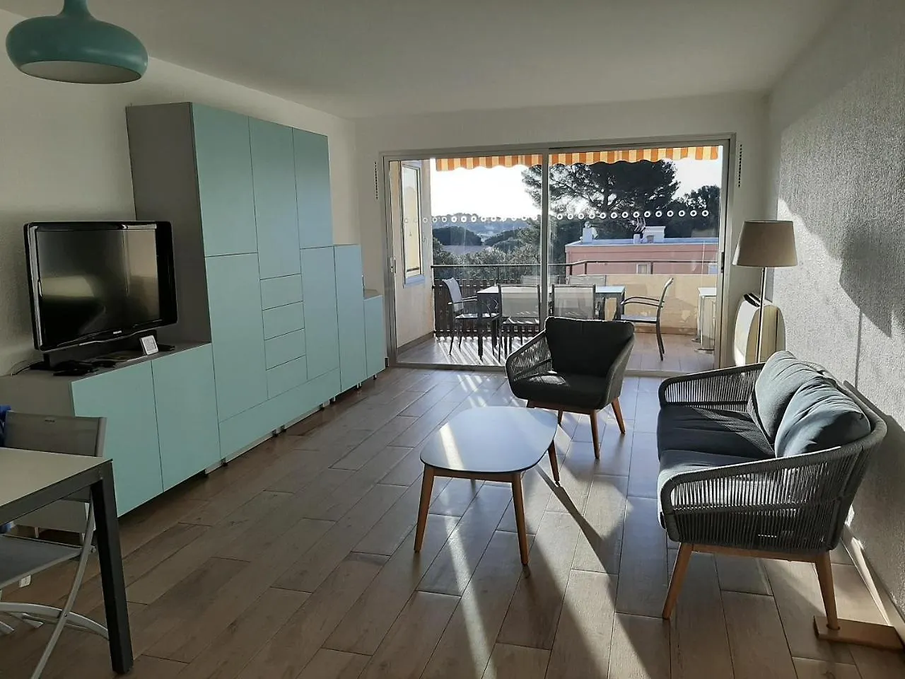 Apartment T3, 2Ch, Classe 3,Parking Gratuit Sur Place A 600M De La Plage, Des Commerces ,Du Port Proche St Tropez Cavalaire-sur-Mer
