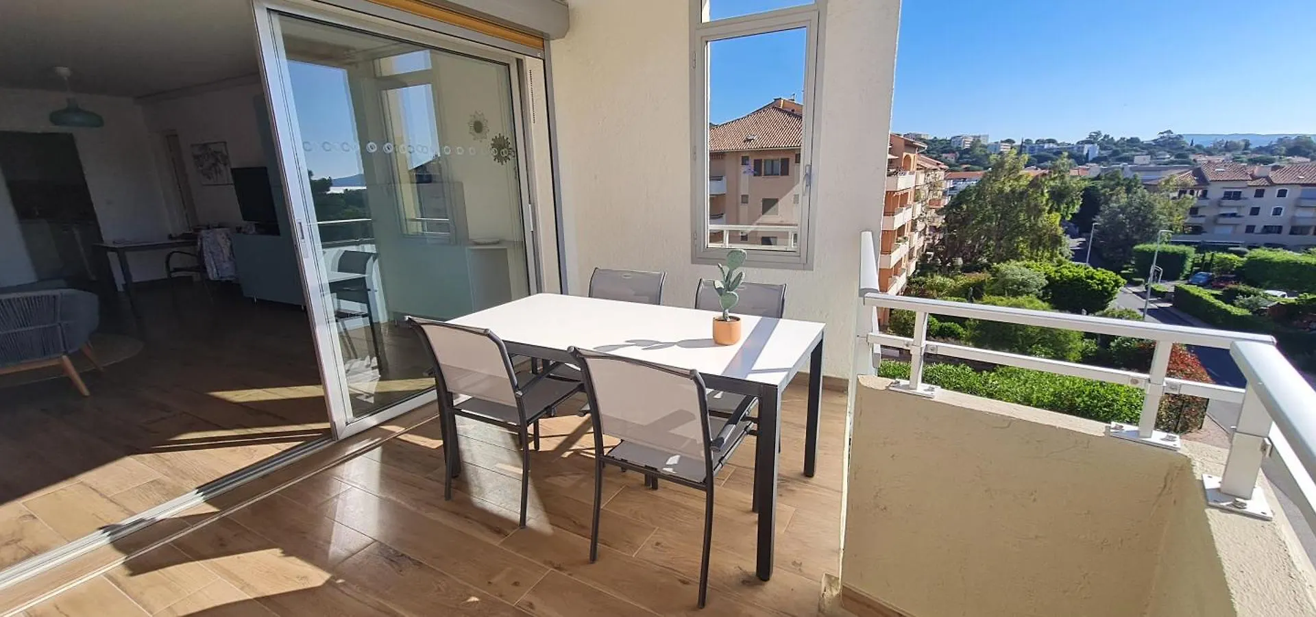 T3, 2Ch, Classe 3,Parking Gratuit Sur Place A 600M De La Plage, Des Commerces ,Du Port Proche St Tropez Cavalaire-sur-Mer Apartment